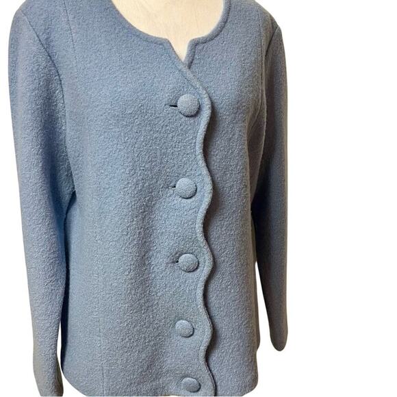 Pendleton 100% Merino Wool Vintage Coat
Size XL Petite - Picture 4 of 7